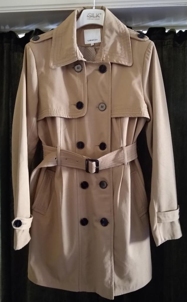 Veste de pluie - beige - taille 38 - NEUVE, Vêtements | Femmes, Vestes | Hiver, Neuf, Taille 38/40 (M), Lola & Liza, Beige
