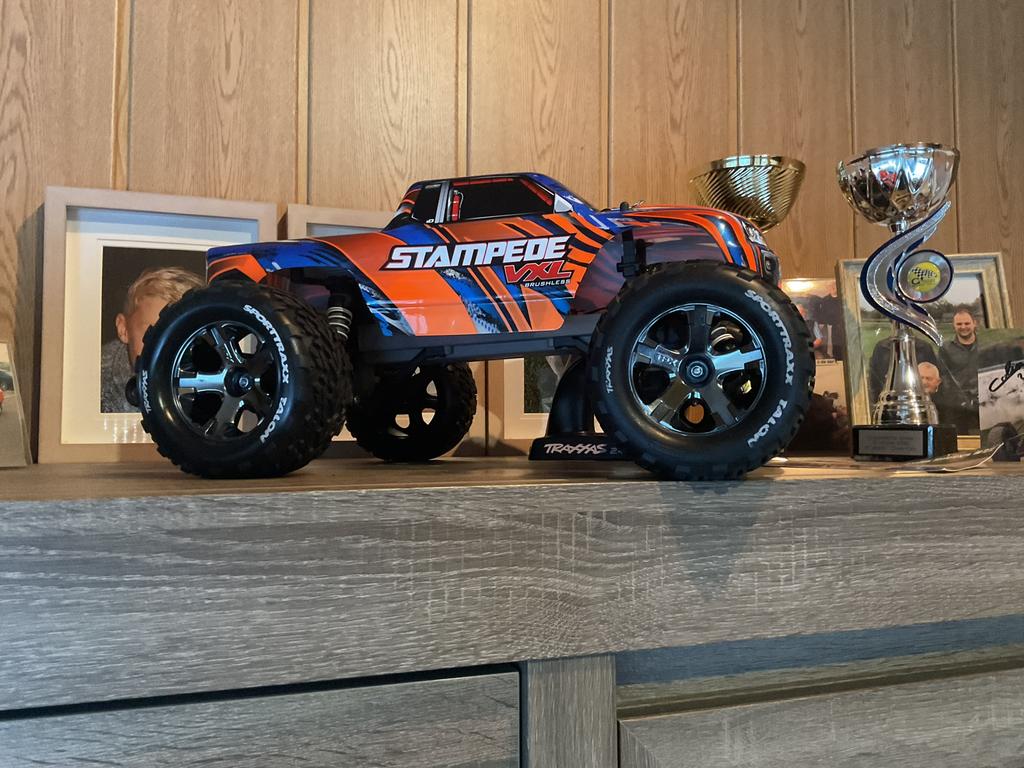 Traxxas stampede vxl 2wd als nieuw, Hobby en Vrije tijd, Elektro, Auto offroad, Ophalen of Verzenden, Zo goed als nieuw