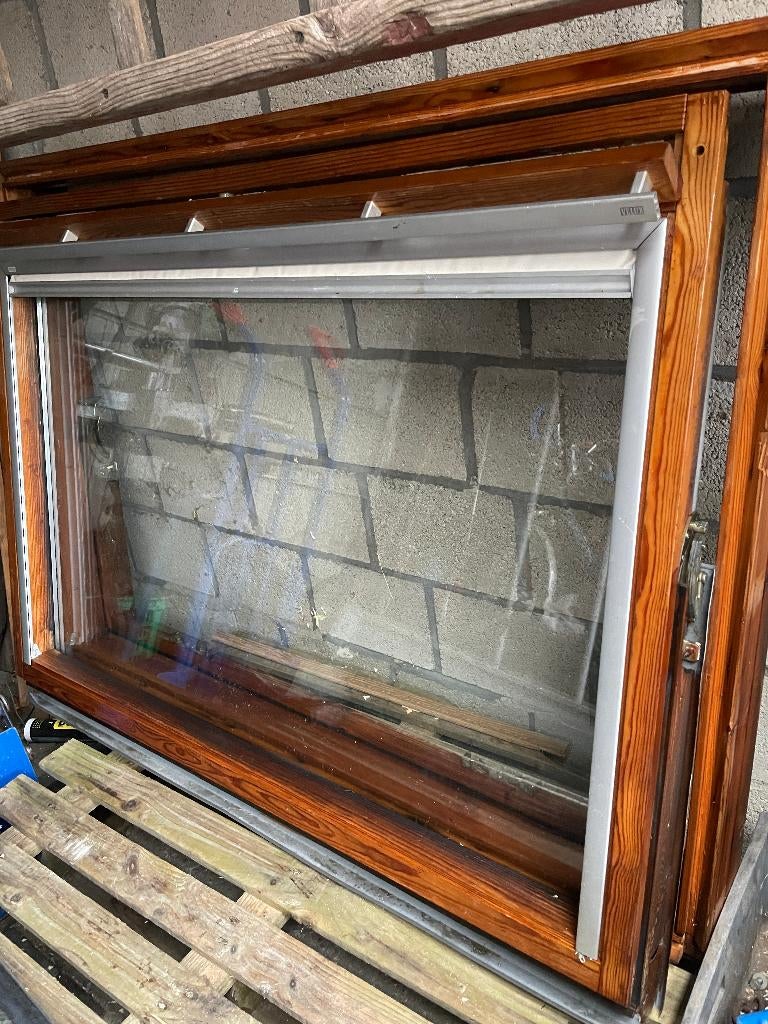 Puits de lumière en bois VELUX + double vitrage + robinettes, Bricolage & Construction, Vitres, Châssis & Fenêtres, Utilisé, Lucarne