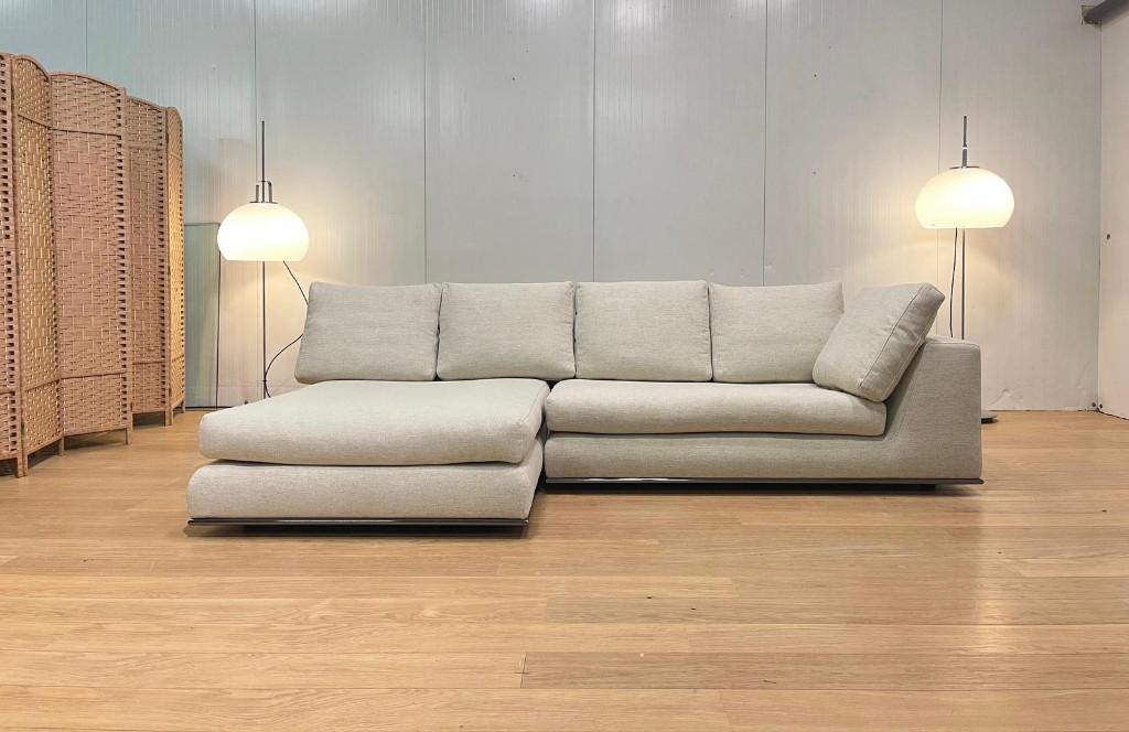 Minotti Hamilton canapé d’angle avec daybed – PN: 19.500 €, Maison & Meubles, Neuf, Quatre personnes ou plus, Bankstel Bank Zetels Sofa Hoekbank Design bank