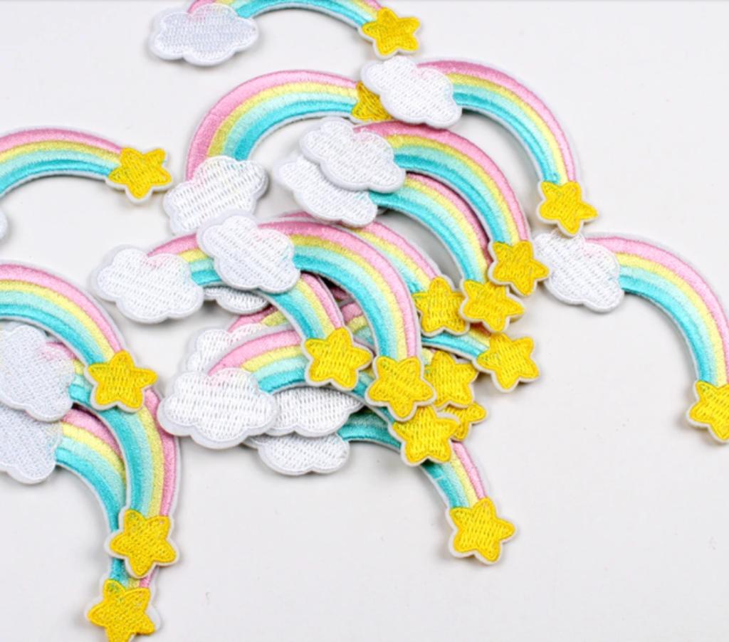 Regenboog + wolk/ster strijkplaatje patch kinderen - 30x80mm, Ophalen of Verzenden, Nieuw