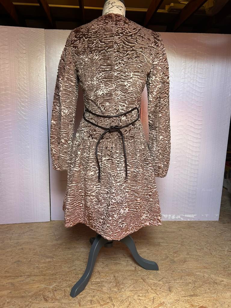 Manteau femme Sisley fausse fourrure, Enlèvement, Comme neuf