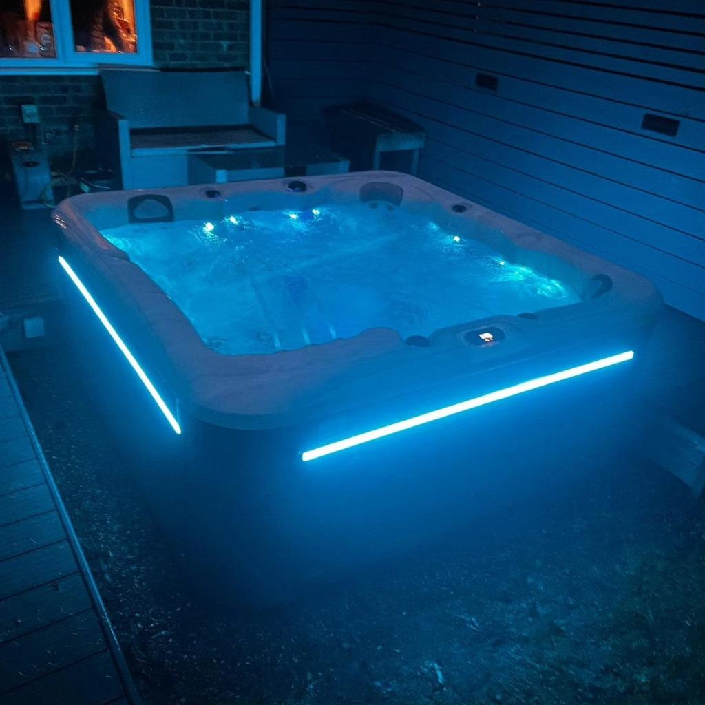 Exclusieve jacuzzi  4 pers/verlichte Jets/Muziek/shiatsu hyd, Tuin en Terras, Overkappingen, Ophalen