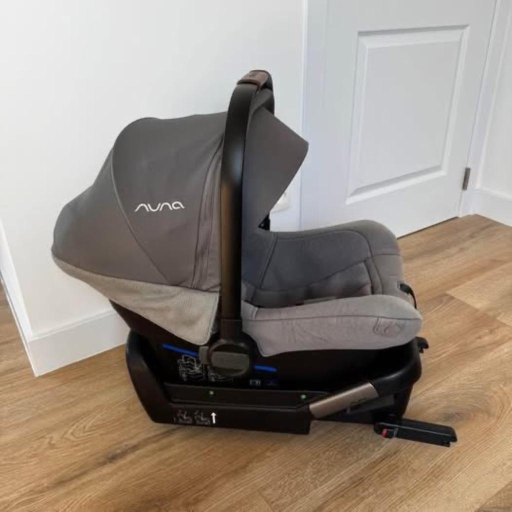 Nuna Pipa Lite Lx Oxford Inclusief Pipafix Base, Autogordel of Isofix, Zijbescherming, Zo goed als nieuw, Ophalen