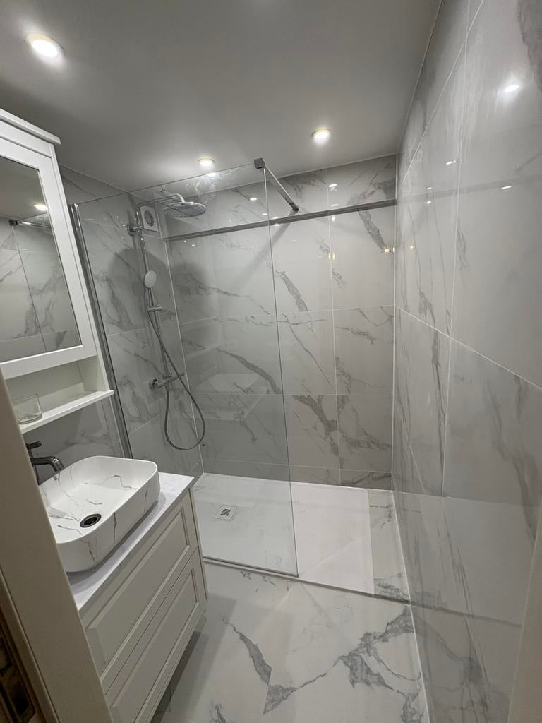 Travaux de batiment de A à Z 0467670547