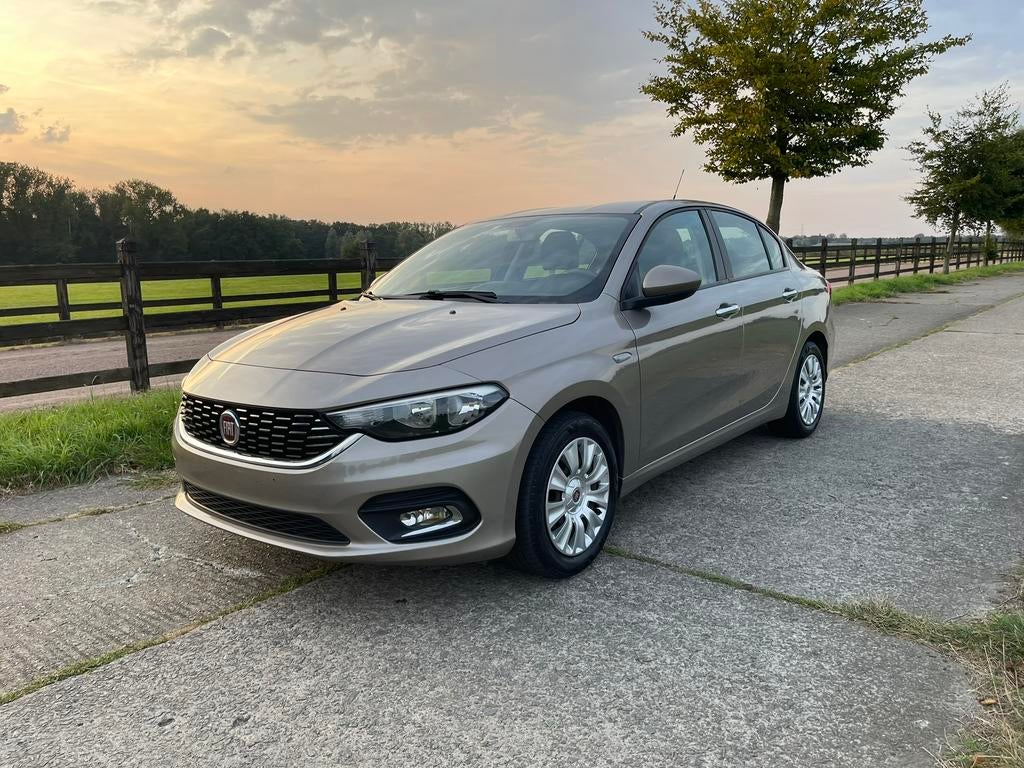Fiat Tipo 1.4i 2018 en très bon état, Achat, Entreprise, Boîte manuelle, Berline