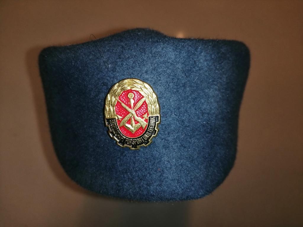 ALLEMAGNE - DDR - ORGANISATION SPORTIVE - KEPI + CALOT (A), Enlèvement ou Envoi, Armée de terre, Casque ou Béret