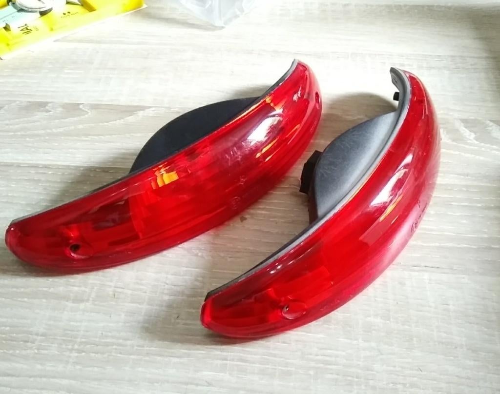 Peugeot 50 Elyseo scooter -Feu stop Arrière, Enlèvement ou Envoi, Comme neuf, Phare, Peugeot