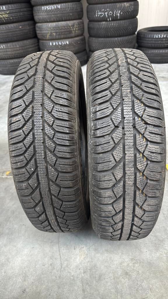 1657014 165/70/14 165/70R14 marque semperit, Enlèvement