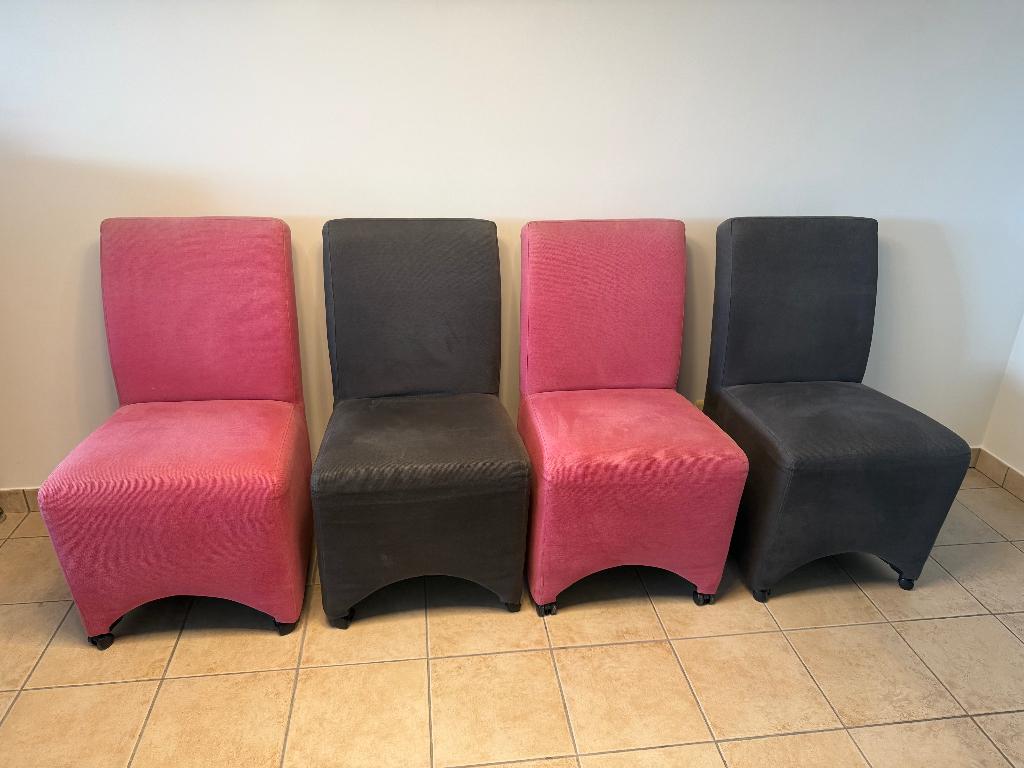 4 chaises de salle à manger à roulettes., Maison & Meubles, Chaises, Utilisé, Quatre, Tissus, Gris, Enlèvement