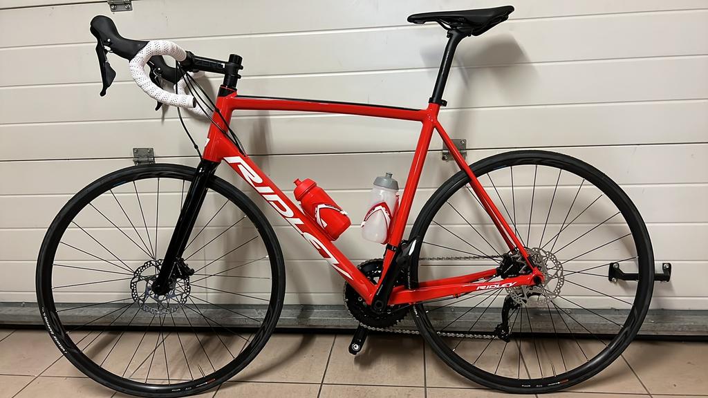 Koersfiets te koop, merk Ridley, Ophalen, Zo goed als nieuw