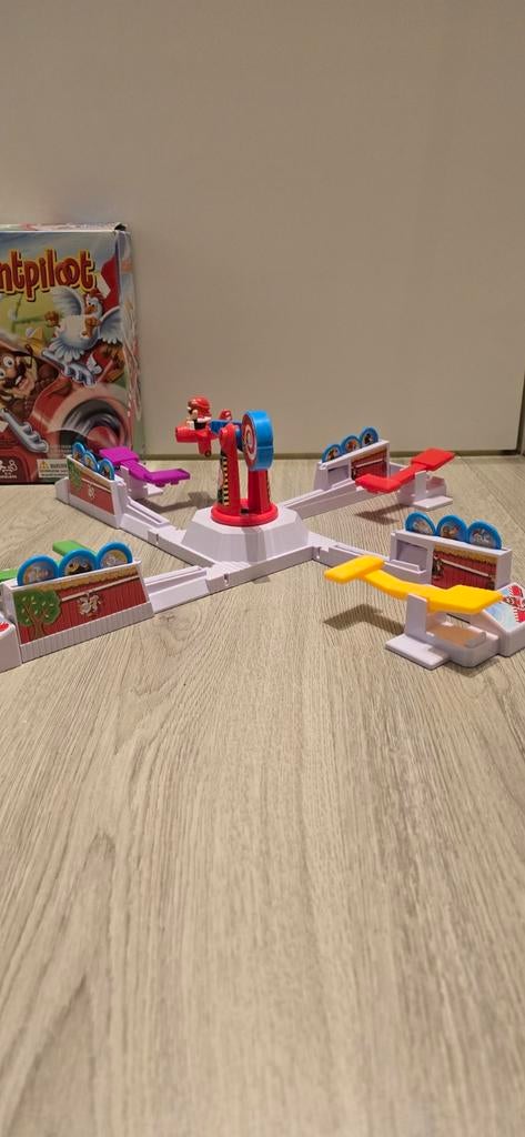 Stef Stuntpiloot - Hasbro Gaming - Compleet (Doos beschadigd, Een of twee spelers, Ophalen, Gebruikt, Hasbro gaming