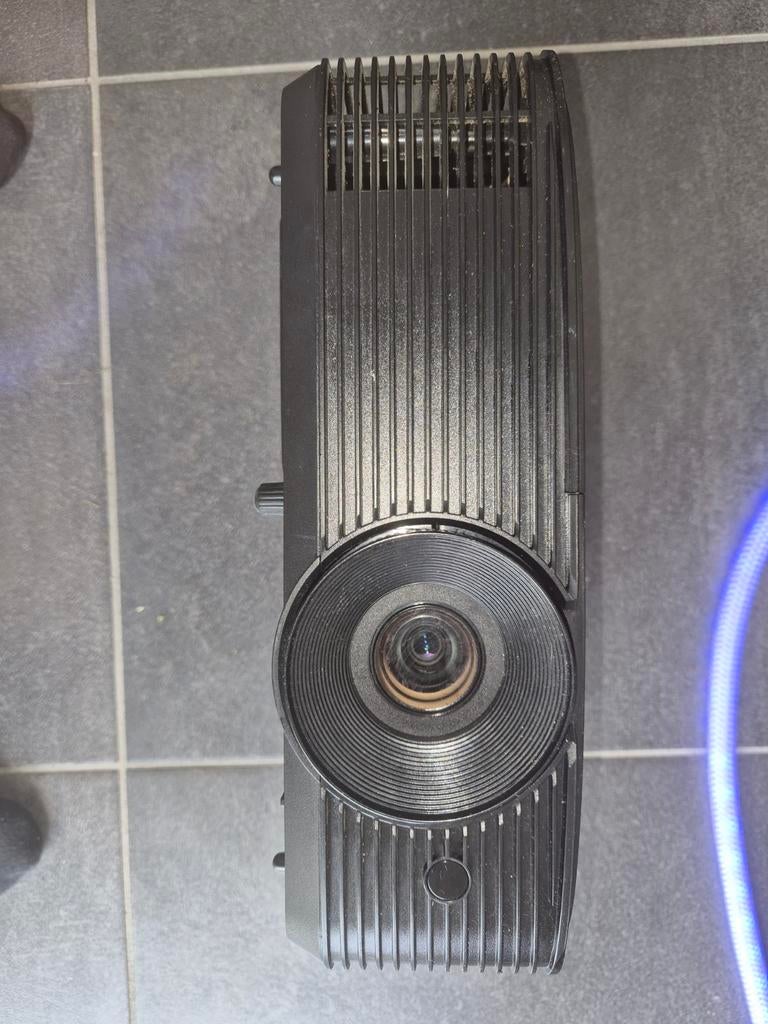 Beamer in goede staat OPTOMA, Ophalen, Zo goed als nieuw