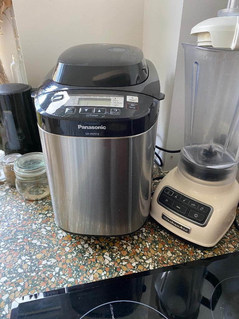 broodoven, Electroménager, Machines à pain, Enlèvement, Avec minuteur, 400 à 800 grammes de pâte, Plus de 10 programmes