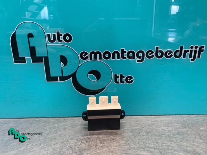 Computer Diversen van een Mercedes E-Klasse (E-Klasse 16-), -, Nieuw, Ophalen of Verzenden, -