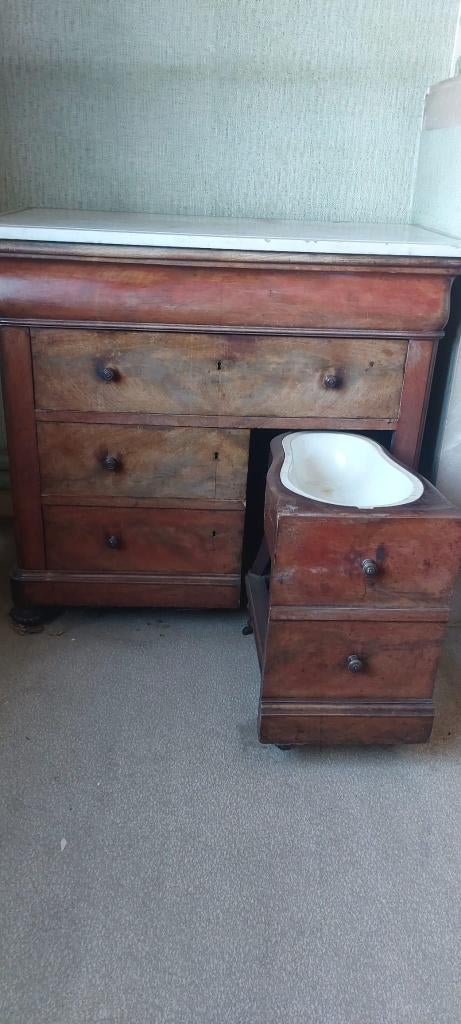 Antieke houten commode / nachttoilet met porseleinen po, Antiek en Kunst, Antiek | Meubels | Kasten, Ophalen