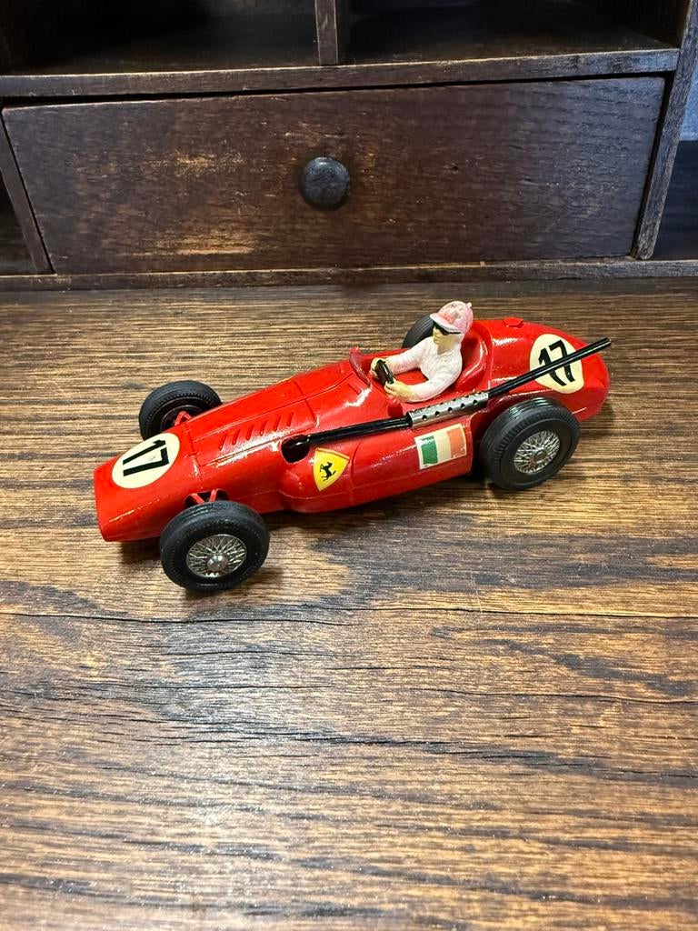 Slot car Marklin sprint 1301 Ferrari supersqualo 1956, Kinderen en Baby's, Speelgoed | Racebanen, Ophalen of Verzenden