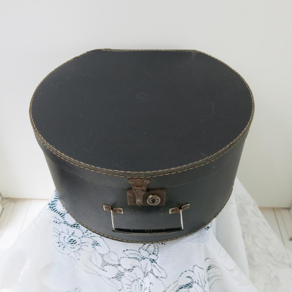 Oude donkerbruine hoedendoos, Ophalen of Verzenden