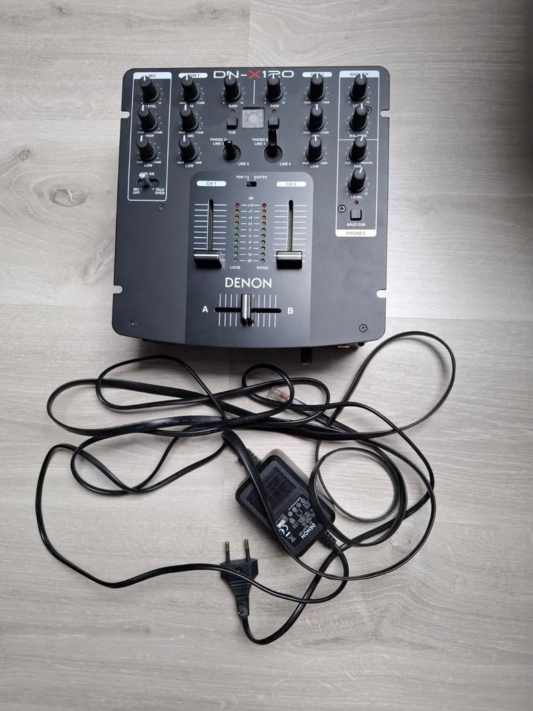 Mixeur 2 canaux Denon DN-X120, Enlèvement