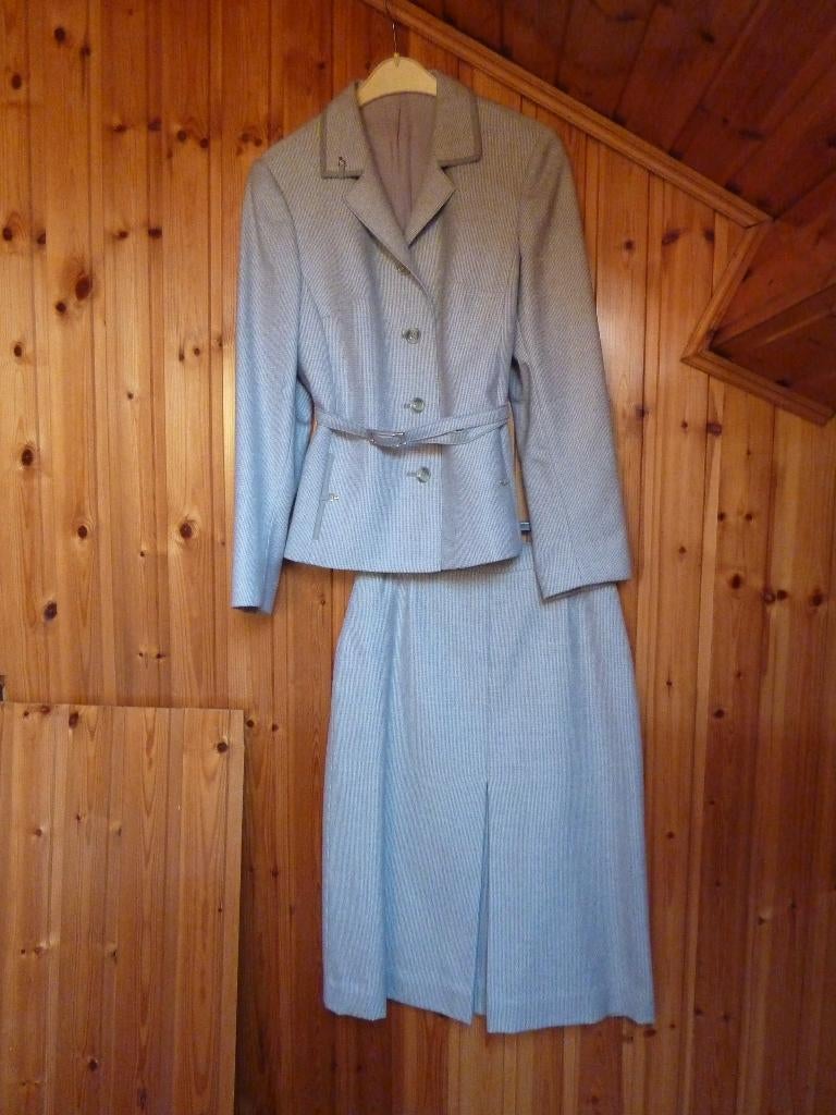 dames mantelpakken  (vest + rok), Ophalen, Gedragen, Maat 38/40 (M), Zwart