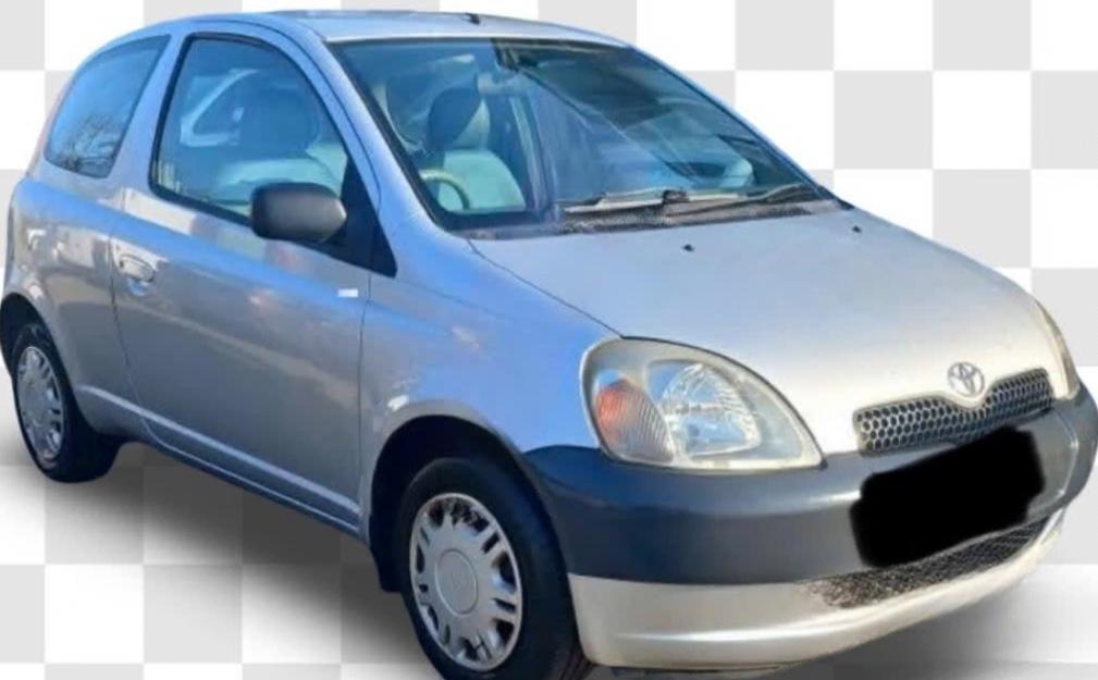 Toyota Yaris argent, Autos, Argent ou Gris, Achat, 63 kW, 920 kg