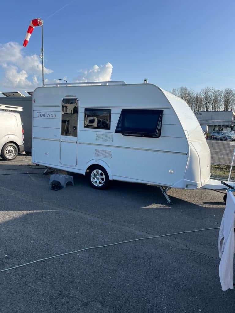 Turiano 390 modèles 2020, Caravanes & Camping, Entreprise