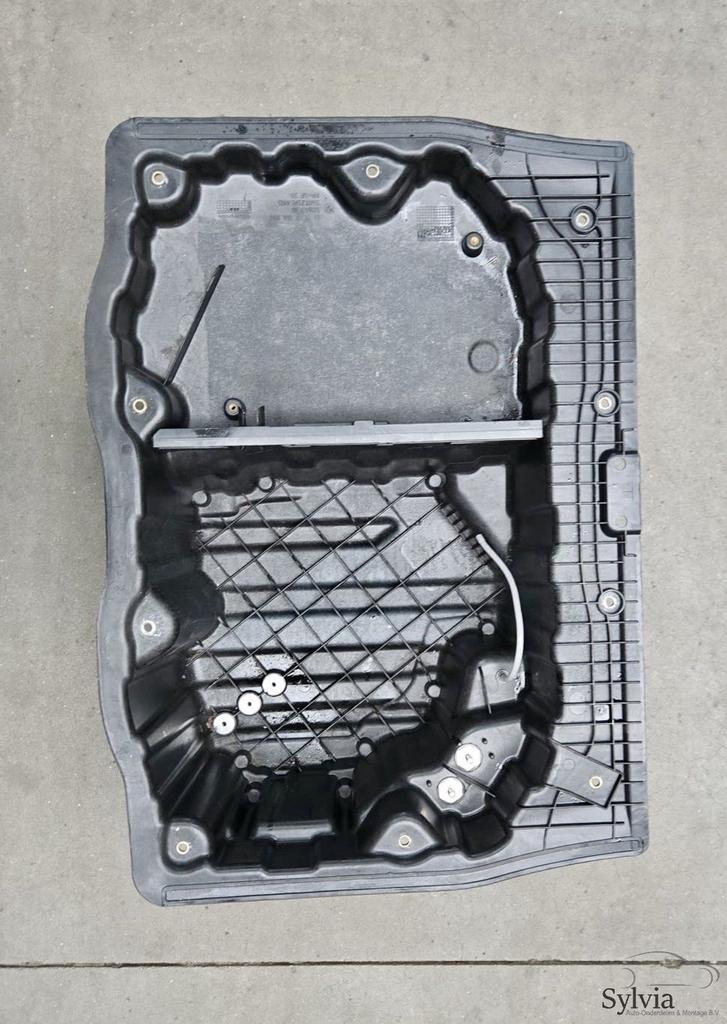 Opbergbak bagagebak BMW 1 serie E88 E82 51717166854 7166854, Auto-onderdelen, Gebruikt, -, -, Ophalen of Verzenden