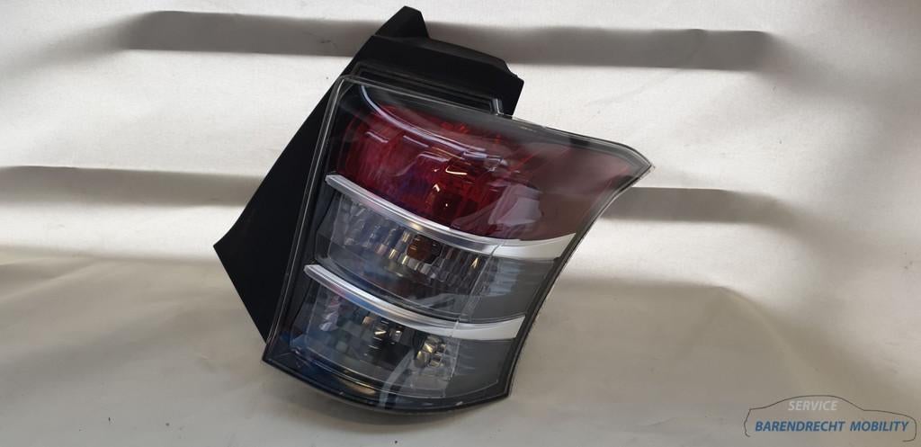 Feu arri re droit c t passager Toyota IQ d'occasion d'origin, Autos : Pièces & Accessoires, Éclairage, Toyota, Utilisé