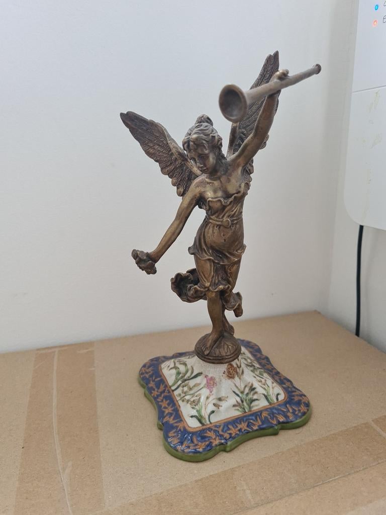 Bronzen engel op porseleinen voet, Antiquités & Art, Art | Sculptures & Bois, Enlèvement