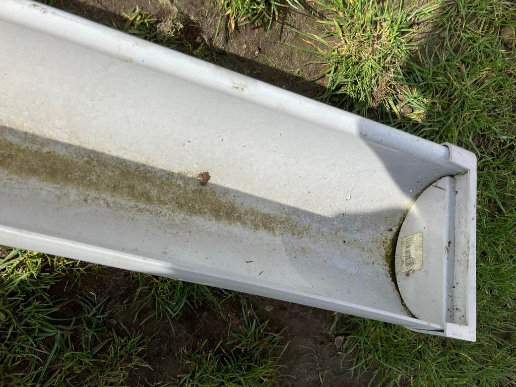 Regen afvoer goot, Doe-het-zelf en Bouw, Ophalen, Zo goed als nieuw, PVC, Afvoer