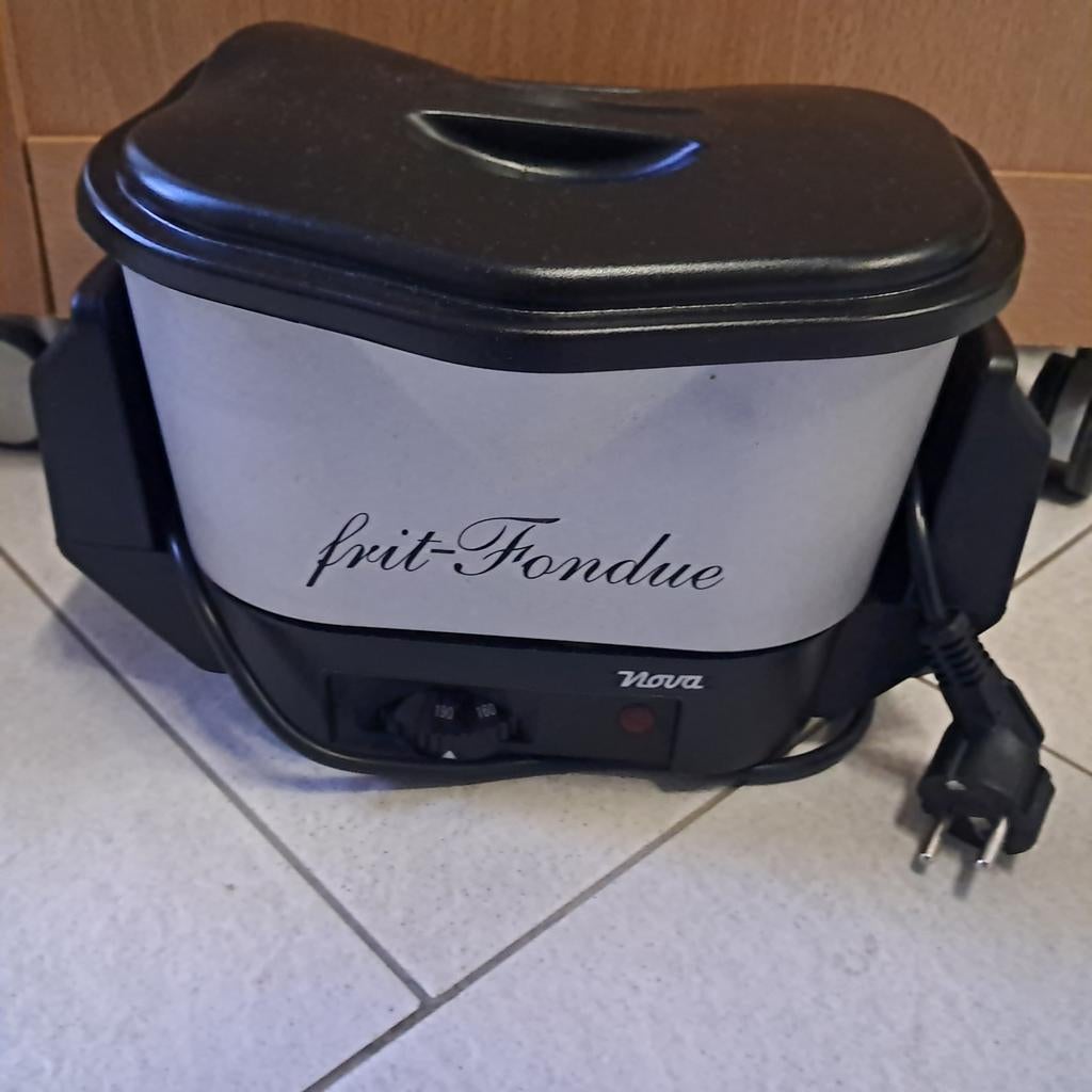 Friteuse fondue Nova, Ophalen