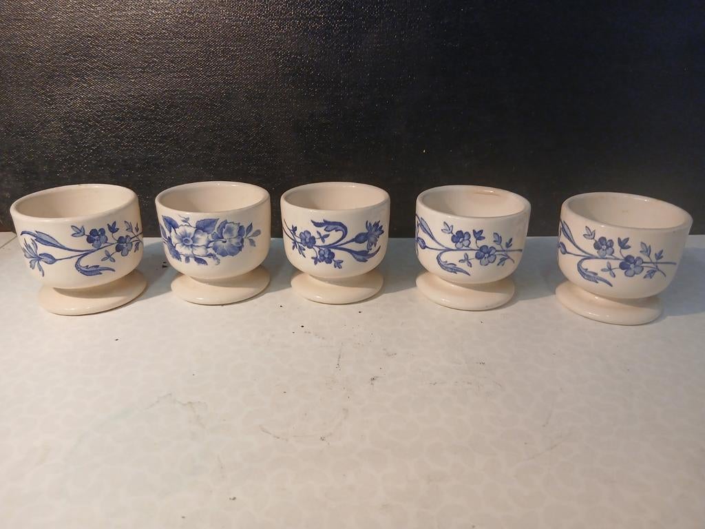 5 eierdopjes boch la louvière, Huis en Inrichting, Keuken | Servies, Ophalen of Verzenden