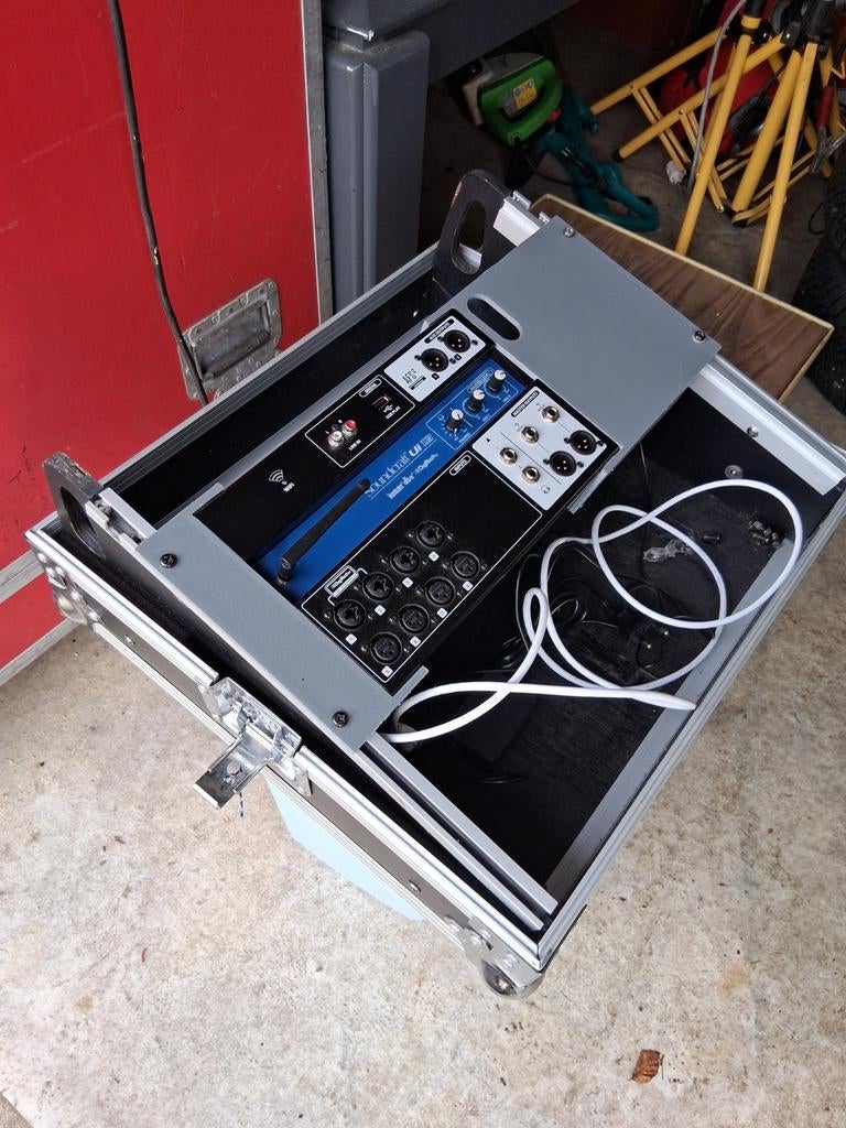 Soundcraft ui12 digitale mixer, Muziek en Instrumenten, Ophalen of Verzenden