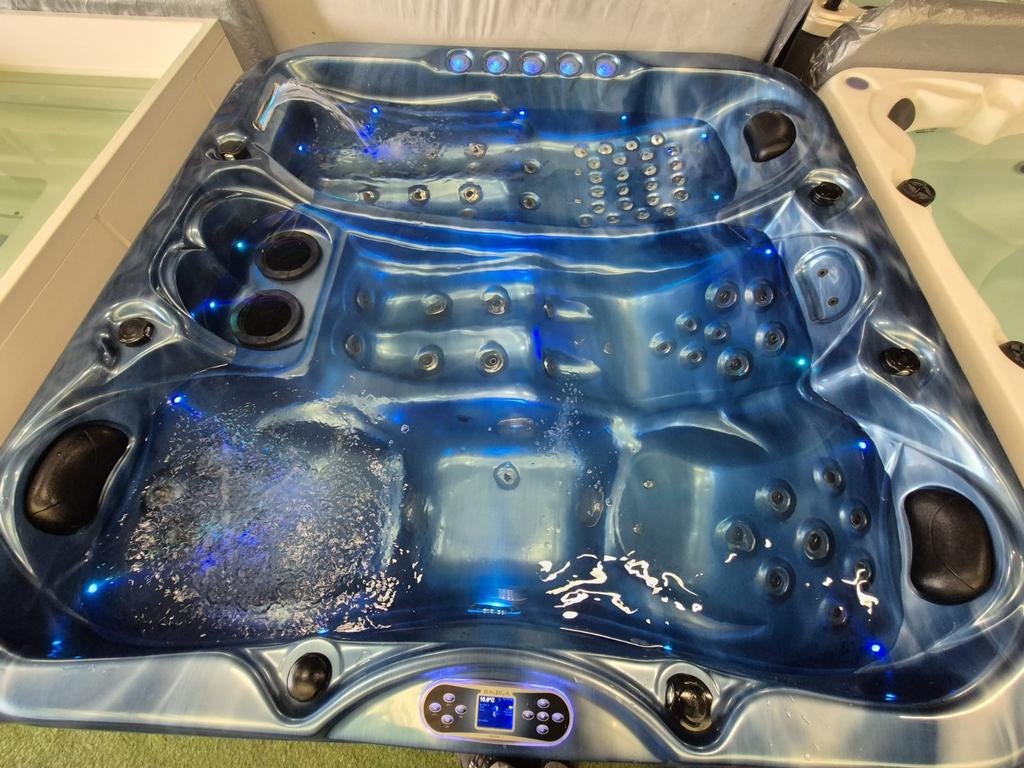 ONWIJS VEEL MASSAGE JETS BALBOA EXTREEM LUXE, Ophalen of Verzenden