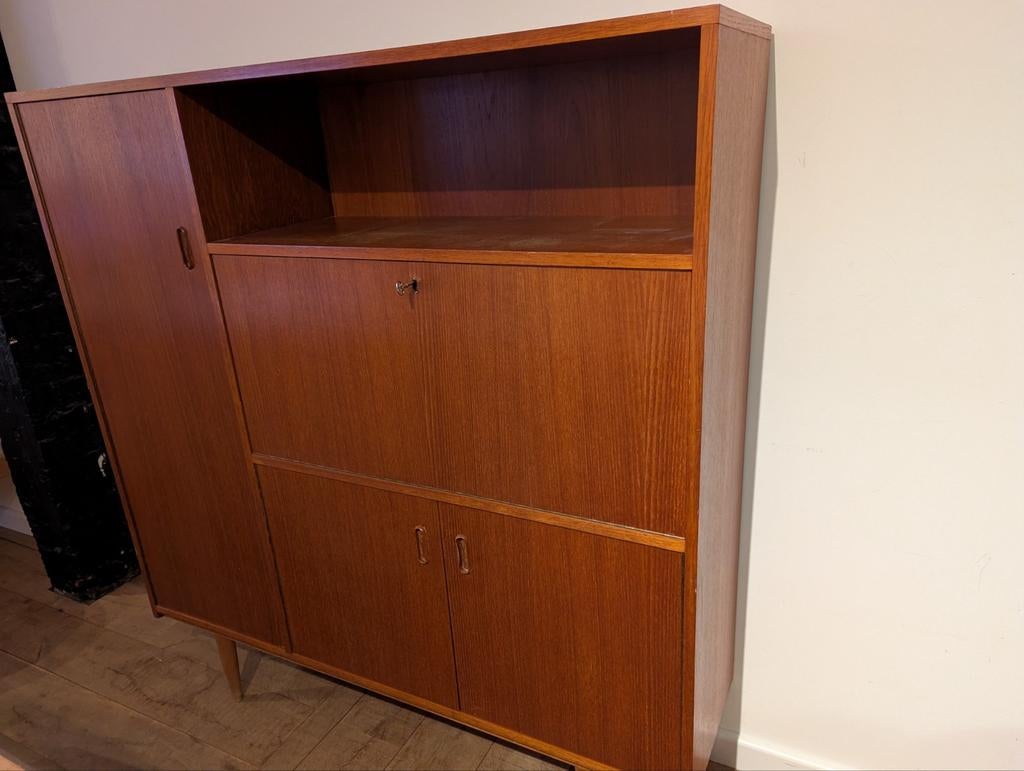 Kaat mid century stijl, Huis en Inrichting, Kasten | Overige, Ophalen