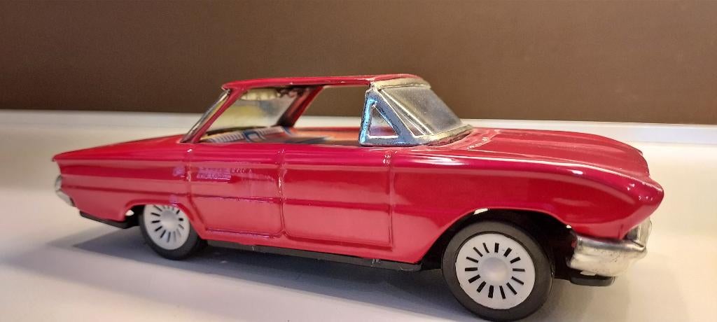 uitverkoop oude speelgoedauto "Rally car", nu 25 euro, Antiek en Kunst, Verzenden