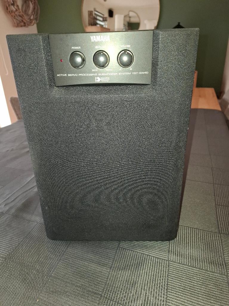 YAMAHA actieve subwoofer YST-SW40, Audio, Tv en Foto, Luidsprekerboxen, Ophalen, Zo goed als nieuw, Subwoofer, Sonos