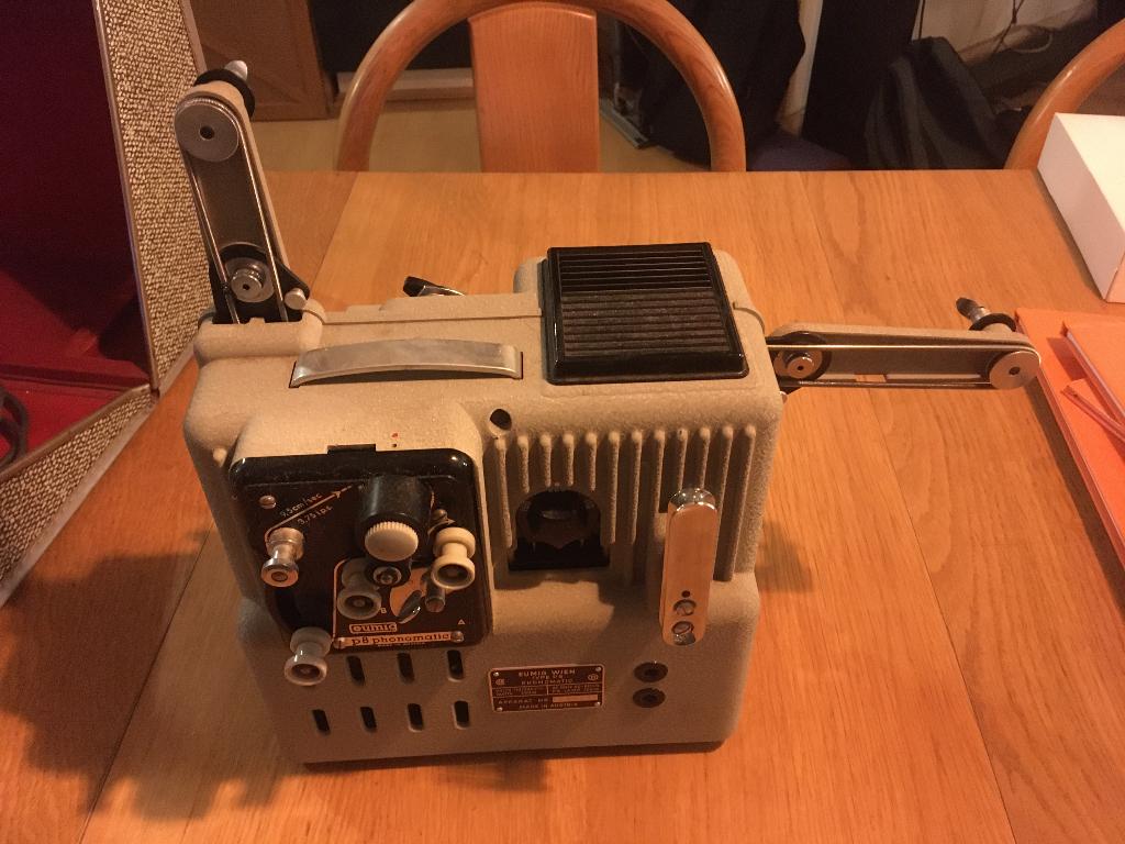 Projecteur cinéma Eumig P8 Phonomatic – à réparer, Ophalen, 1960 tot 1980, Overige typen