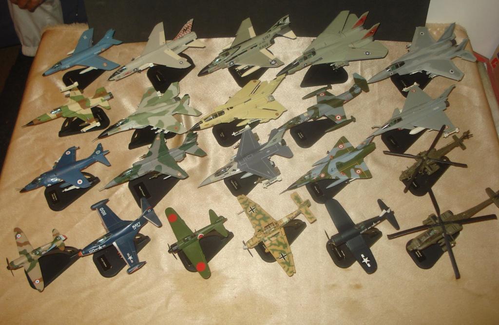 Beau Lot de 21 Avions de Combat en Métal + Socles Exposition, Ophalen of Verzenden, Zo goed als nieuw, Overige typen
