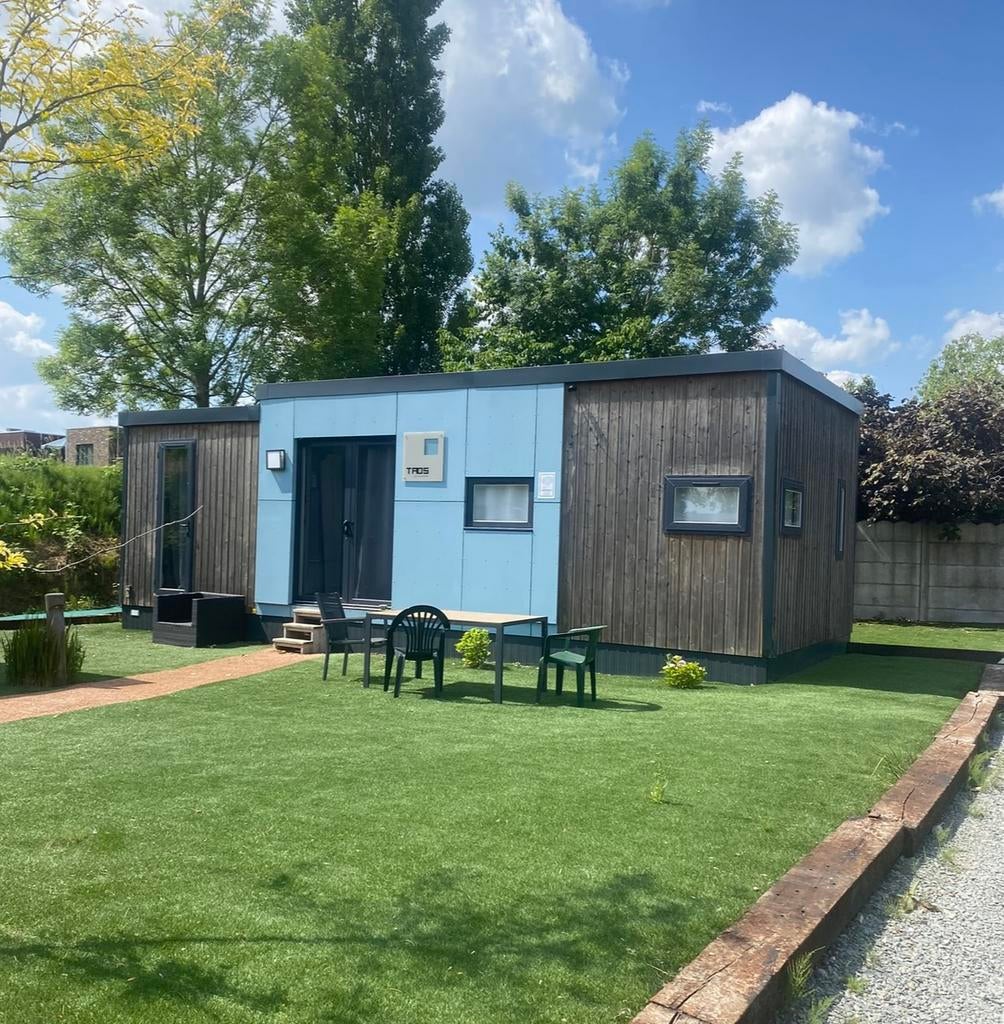 Tiny house 6 sleeps, 6 couchages, 6 slaapplaatsen