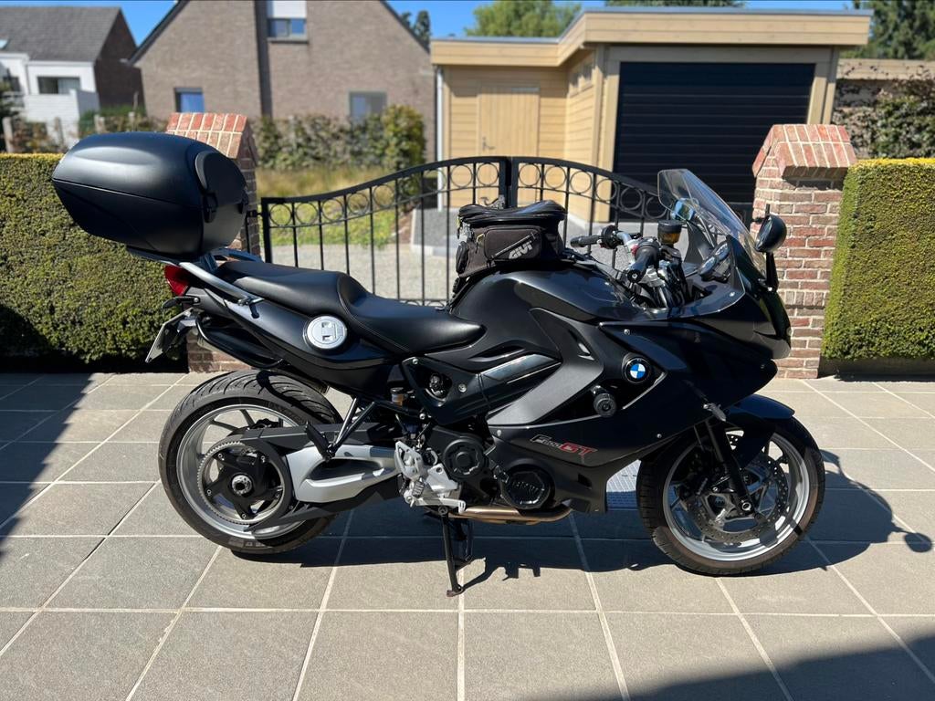 BMW F800GT - 07/2013 - 11.131km, Motoren, Motoren | BMW, 2 cilinders, Handvatverwarming, Particulier, Meer dan 35 kW