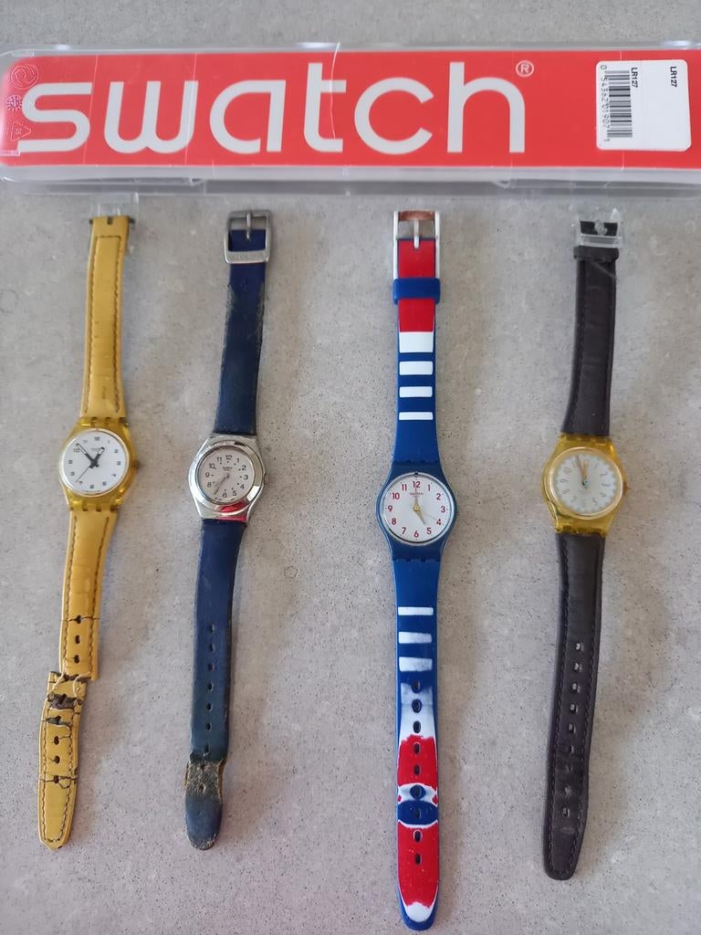 Vier oude damespolshorloges merk Swatch., Ophalen