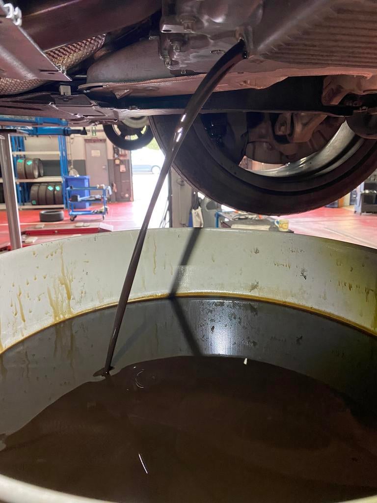 Entretien auto, Enlèvement