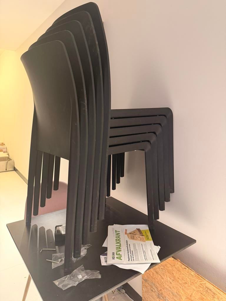 6 lage stoelen - 8 hoge stoelen - 3 lage tafels, Zakelijke goederen, Horeca | Meubilair en Inrichting, Ophalen