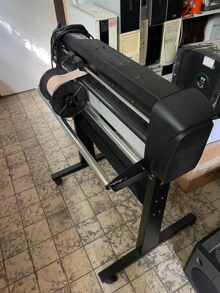 SummaCut D60R snijplotter met software en rolhouder, Ophalen