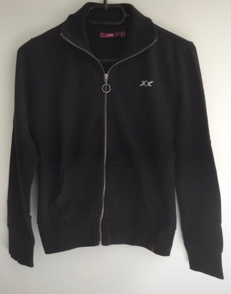 Zwarte trui Mexx, Ophalen