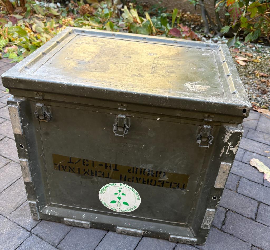 Aluminium kist militair, Ophalen, Gebruikt, 40 tot 60 cm, 50 tot 75 cm