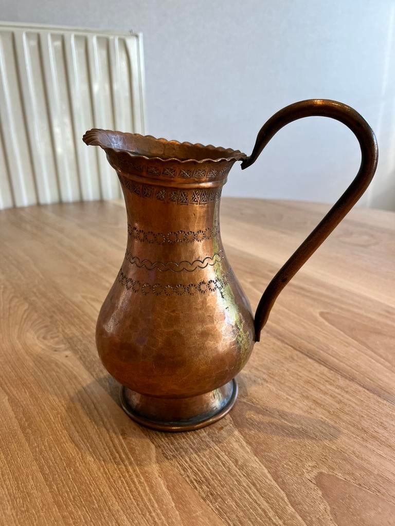 Cruche en cuivre, Enlèvement ou Envoi