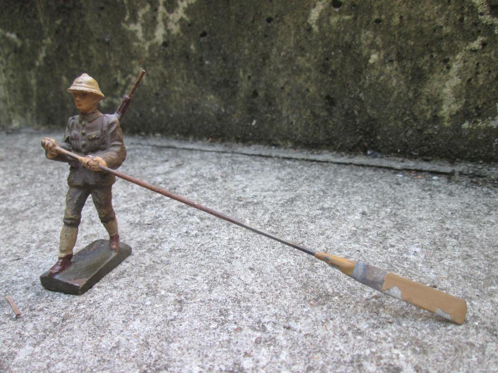 LINEOL Belgische soldaat met peddel voor pontonboot., Collections, Enlèvement ou Envoi