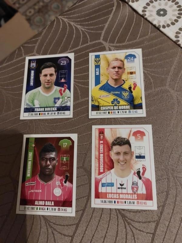 Panini / 4 Stickers / Football 2018, Verzamelen, Sportartikelen en Voetbal, Ophalen of Verzenden, Nieuw, Poster, Plaatje of Sticker